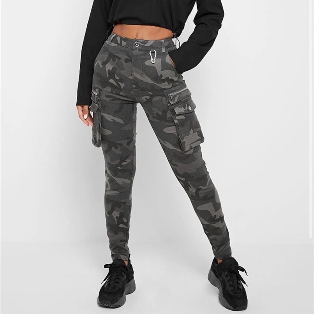 MANIERE DE VOIR CARGO